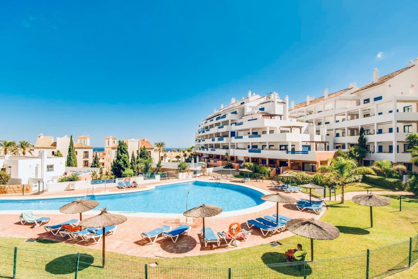 Duquesa Suites Golf And Garden Castillo de Sabinillas Exterior photo